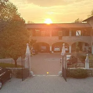 Agriturismo Sangallo 베더졸 팜스테이